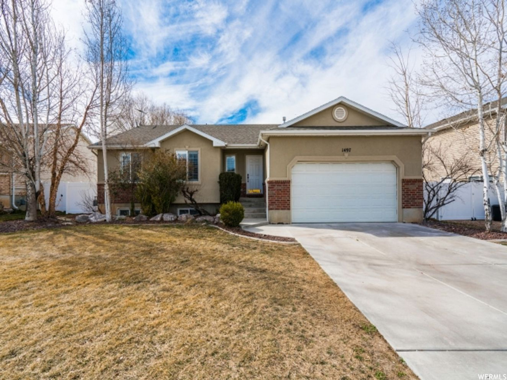 1497 N 2090 W, Clinton, UT 84015