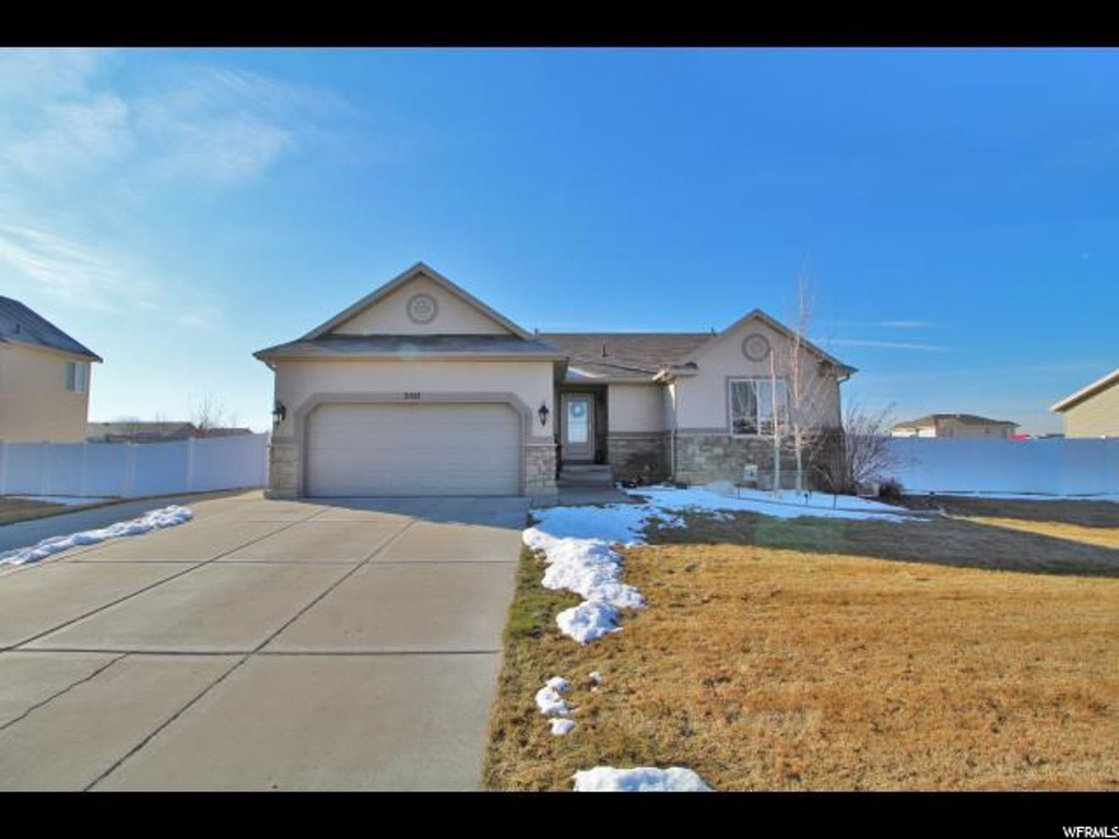 2517 W 2650 N, Clinton, UT 84015