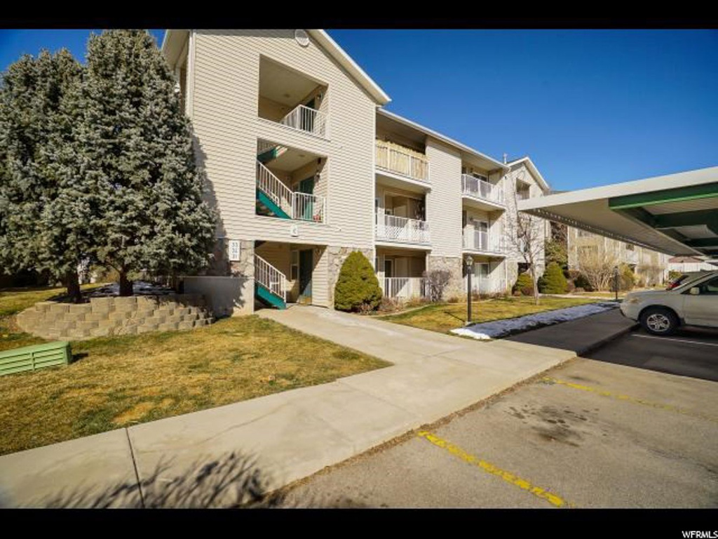 490 E 700 S #C32, Clearfield, UT 84015