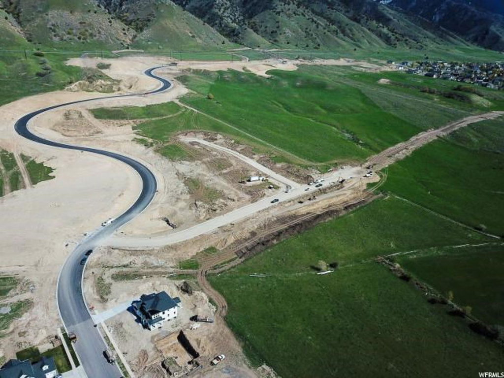 477 N Sarah St #1, Providence, UT 84332