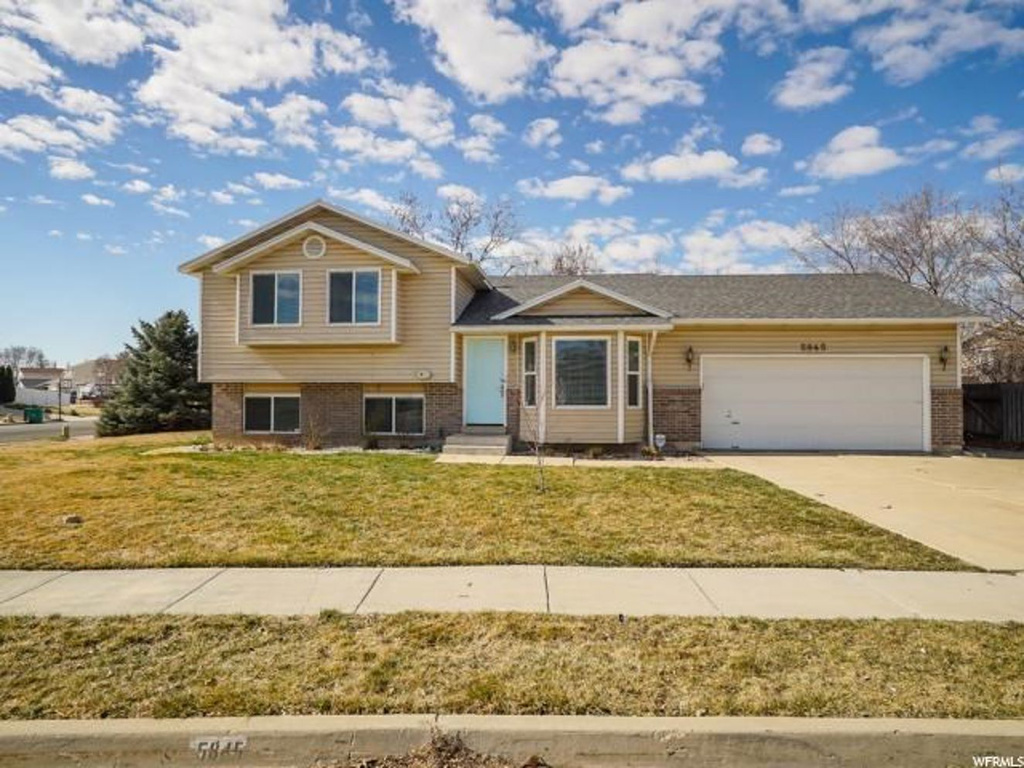 5845 S 4025 W, Roy, UT 84067