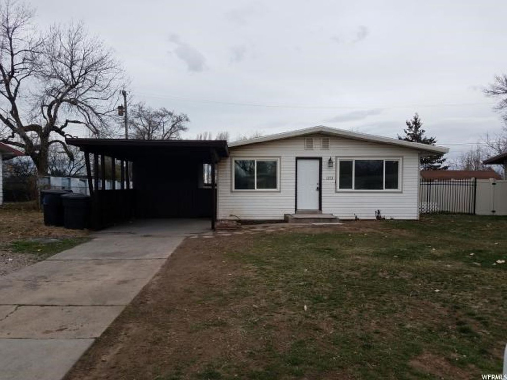 1353 N 400 W, Sunset, UT 84015