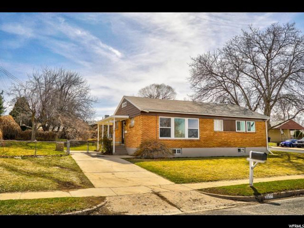 227 E 4400 S, Washington Terrace, UT 84405