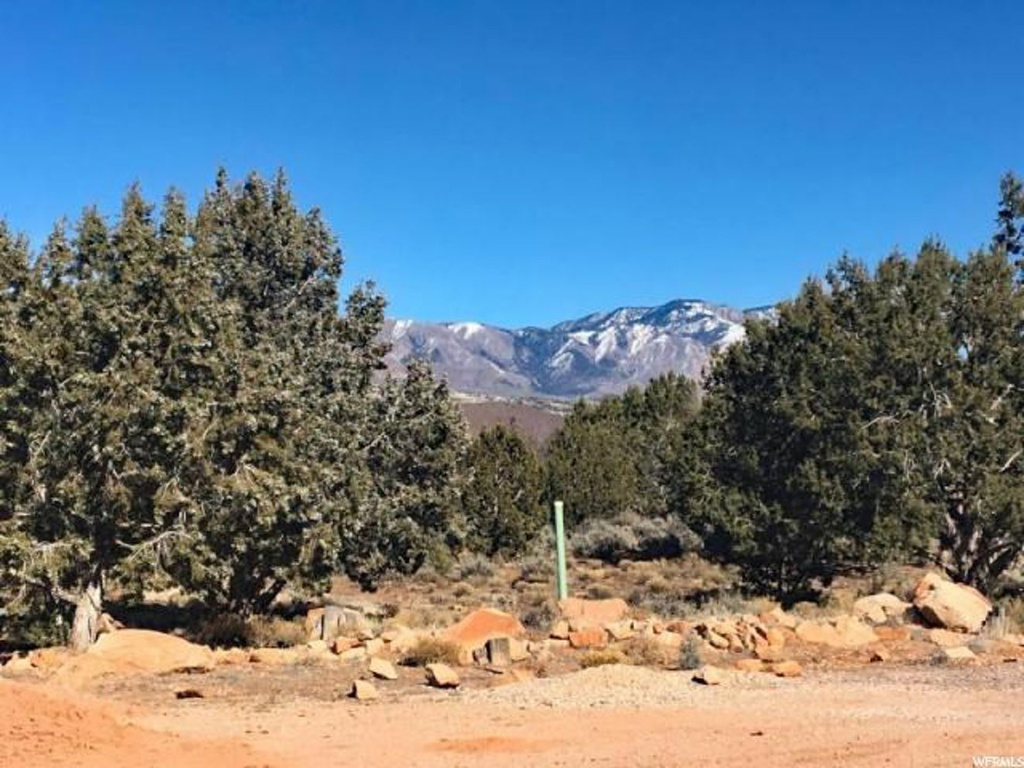 #86, Dammeron Valley, UT 84783