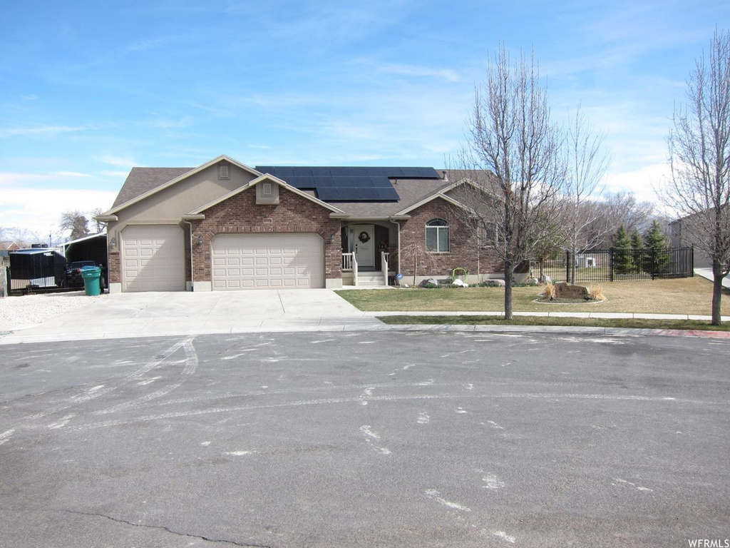 5152 S 5950 W, Hooper, UT 84315