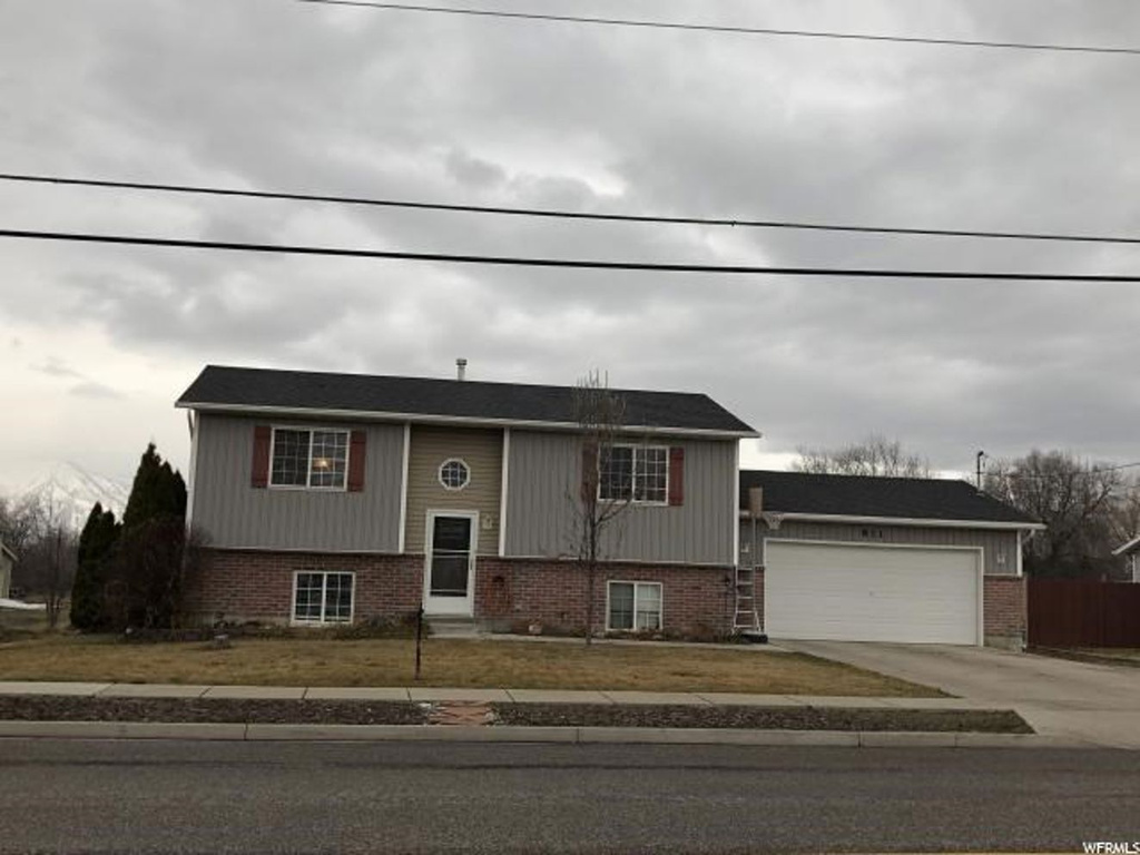 811 Park Ave W, Logan, UT 84321