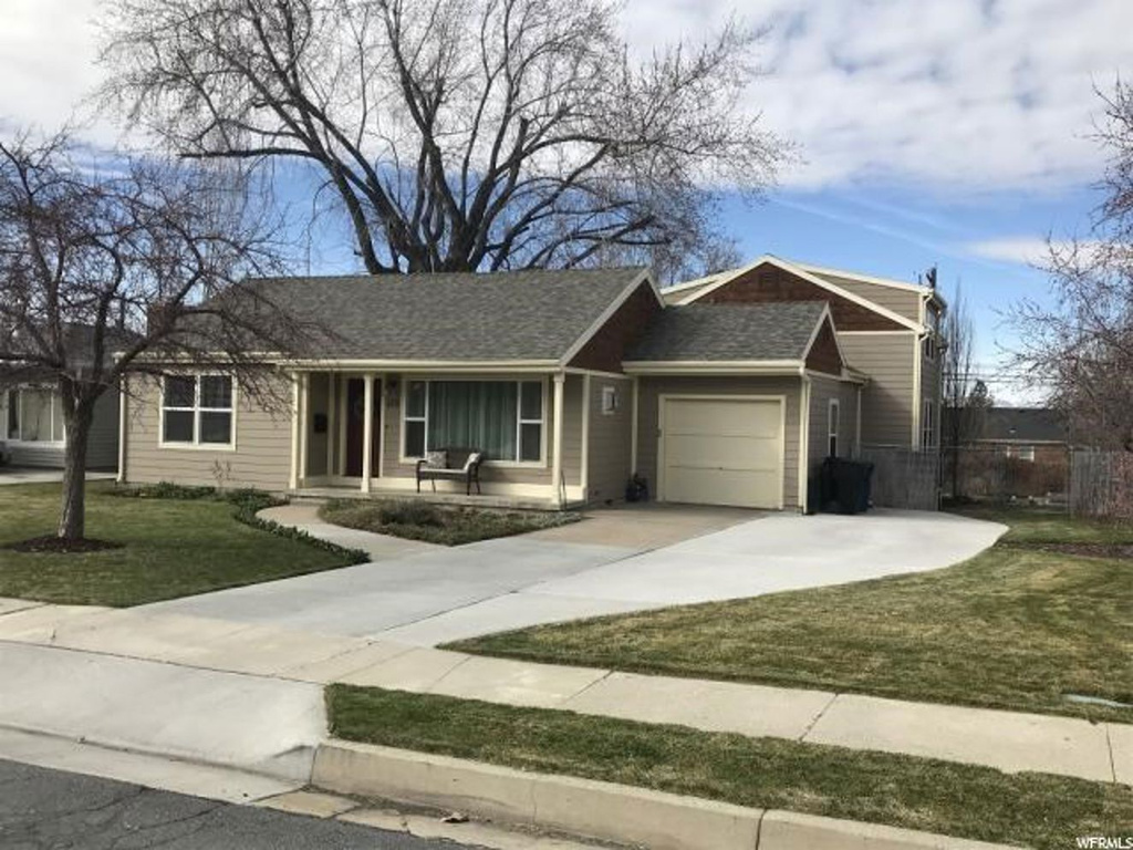 469 N 150 E, Kaysville, UT 84037