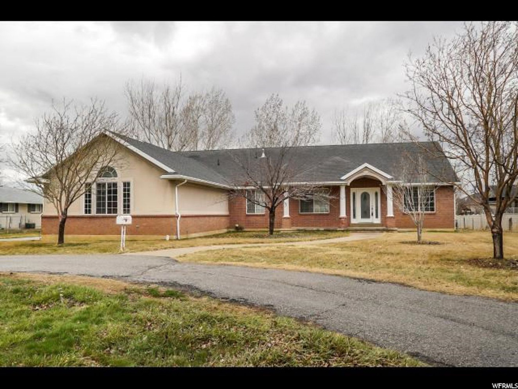 3863 S Midland Dr, West Haven, UT 84401