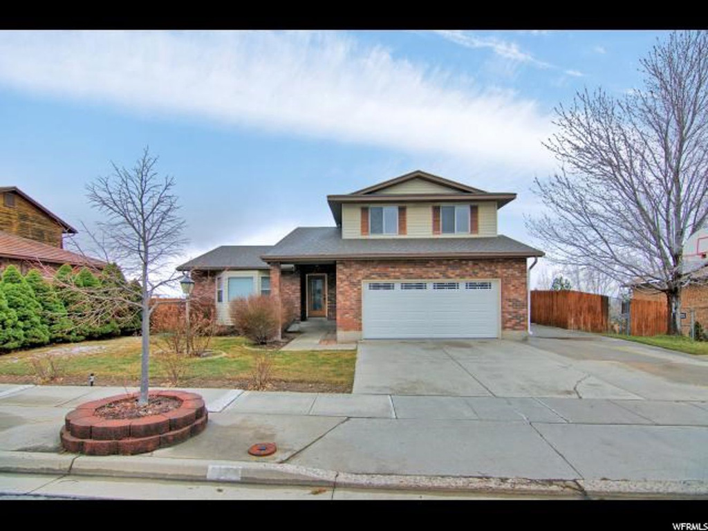 9028 S Michael Way E, Sandy, UT 84093