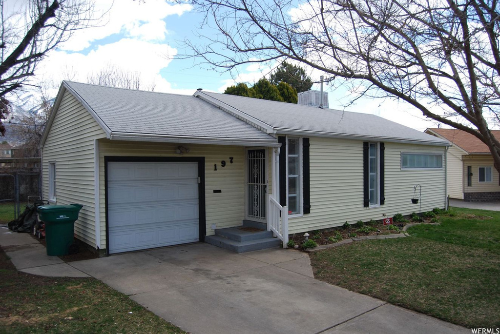 197 N Talbot Cir E, Layton, UT 84041