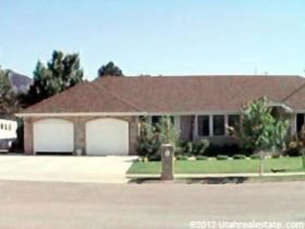 891 E 3300 N, North Ogden, UT 84414