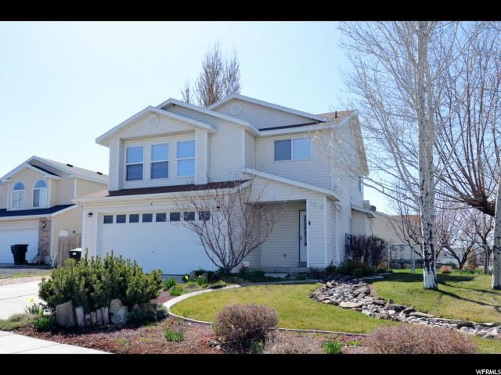2213 W 2175 N, Clinton, UT 84015