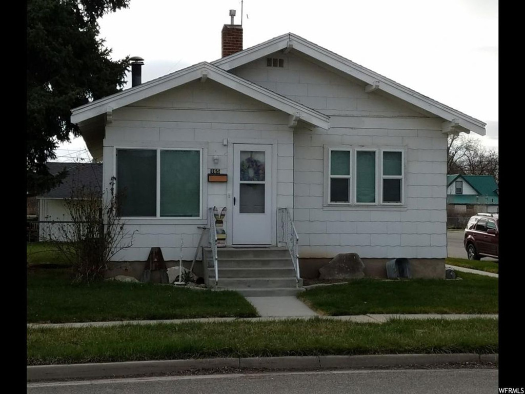 165 N 200 E, Tremonton, UT 84337