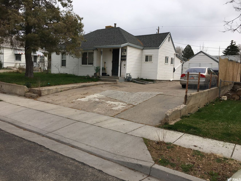 73 S 450 E, Clearfield, UT 84015