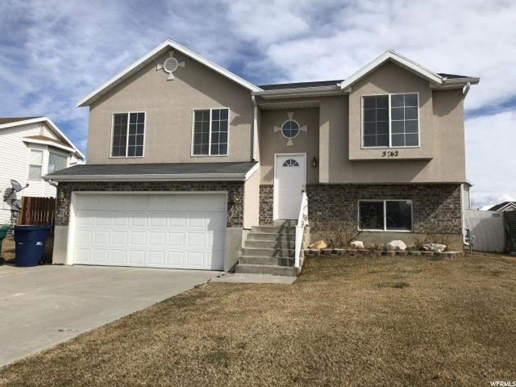 5562 S 4100 W, Roy, UT 84067