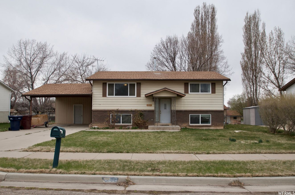 4899 S 2825 W, Roy, UT 84067