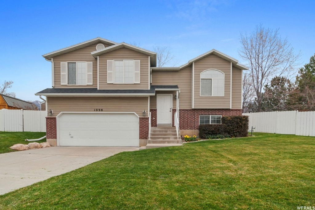 1098 E 375 S, Layton, UT 84041