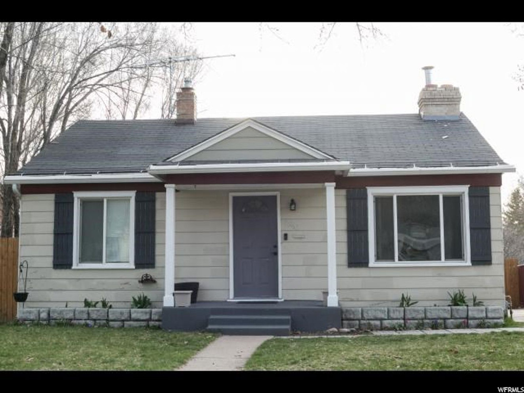 1863 S Van Buren Ave E, Ogden, UT 84401