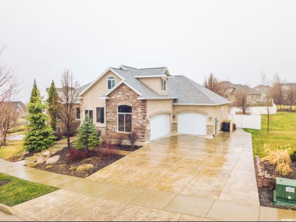 1164 S Forgotten Ln E, Providence, UT 84332