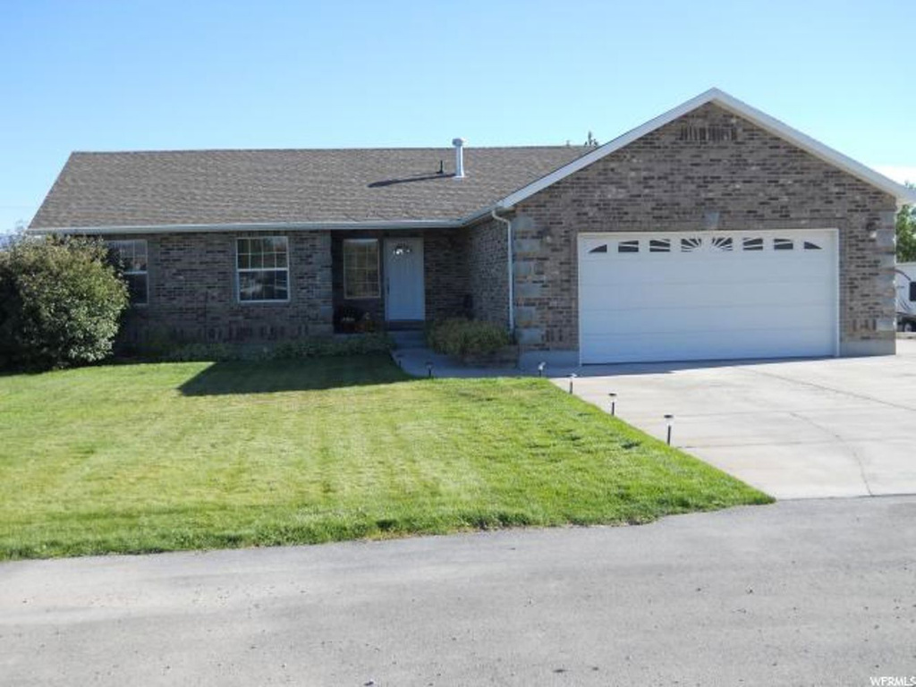 450 E 50 N, Moroni, UT 84646