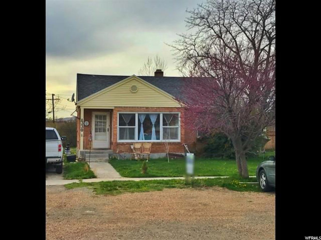 330 S 200 E, Nephi, UT 84648