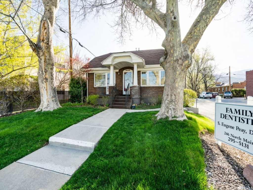 246 N Main St, Bountiful, UT 84010