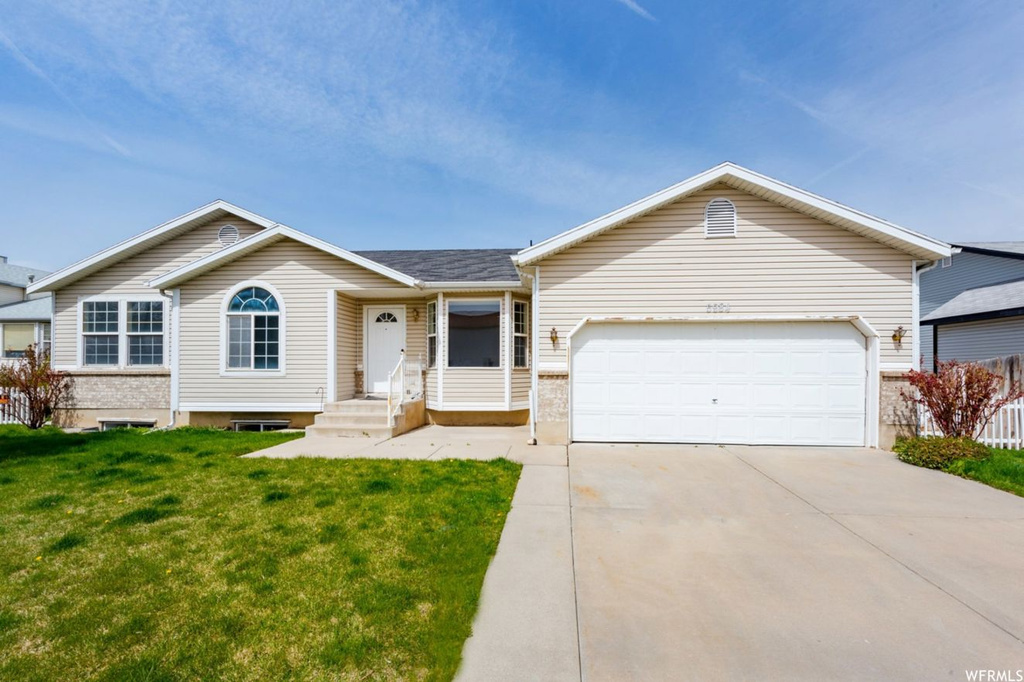 5984 W Clover Creek Ln, West Valley City