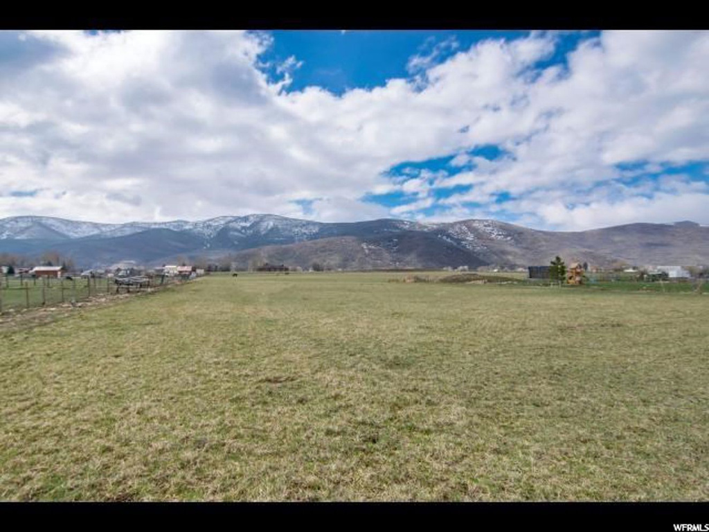 1074 E 3000 S #2, Daniel, UT 84032