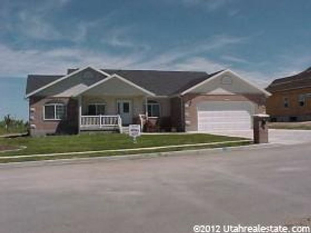 255 Bessie Ln, Providence, UT 84332