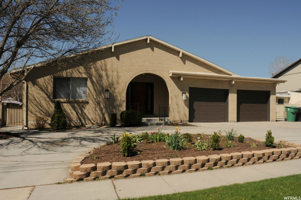 631 E 5900 S, Murray, UT 84117