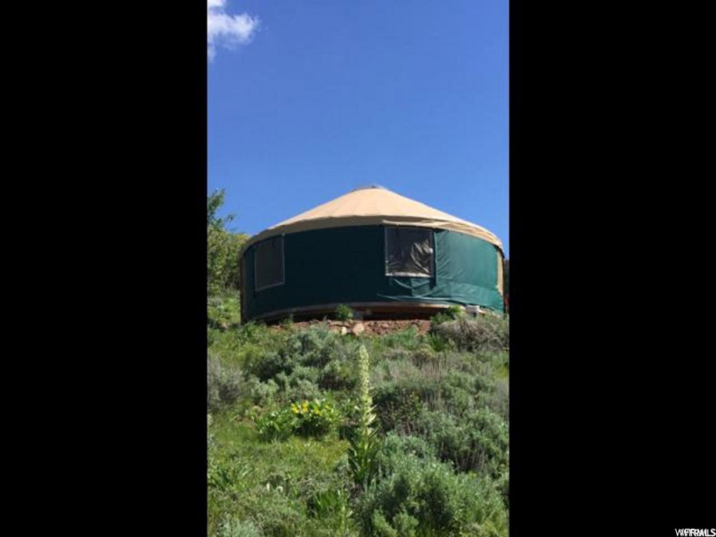 27 E Lewis And Clark, Oakley, UT 84055