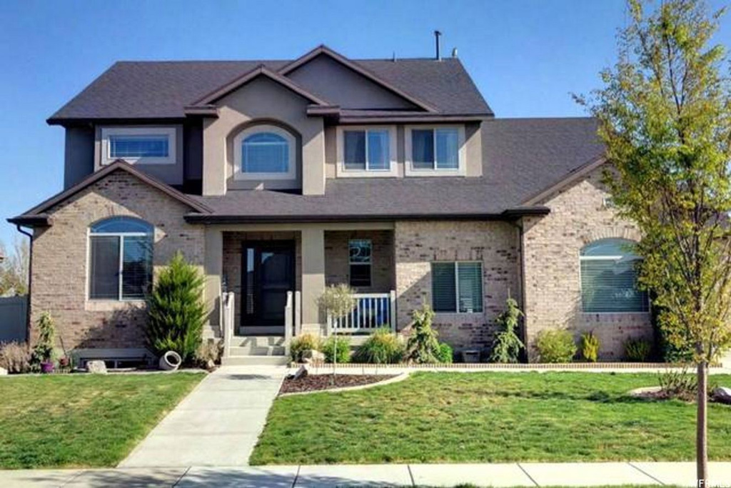 1302 W 2850 S, Syracuse, UT 84075