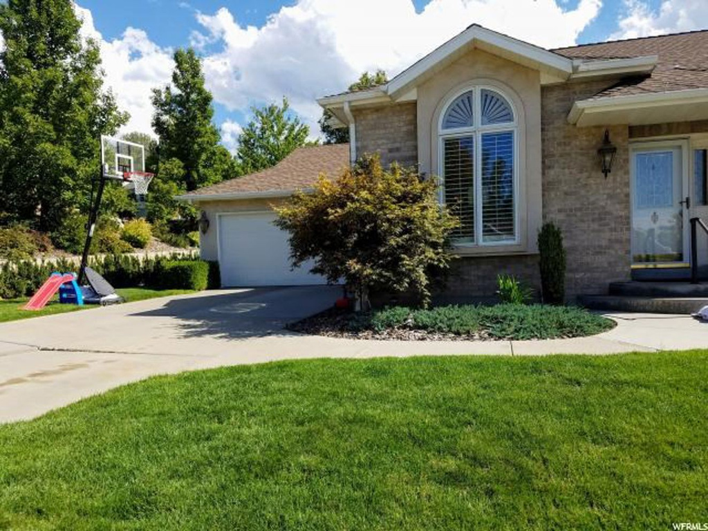 1270 E 700 N, Bountiful, UT 84010