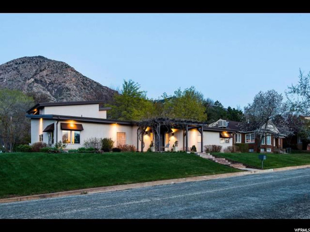 2810 Wheelock Ave, Ogden, UT 84403