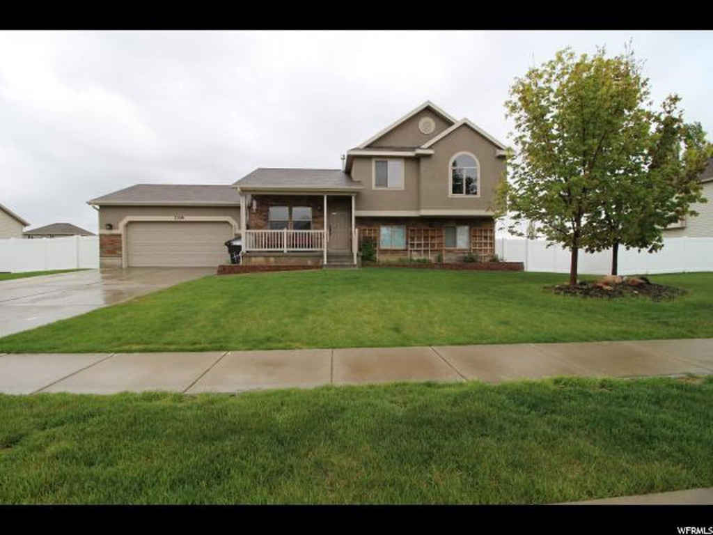 2539 W 2650 N, Clinton, UT 84015