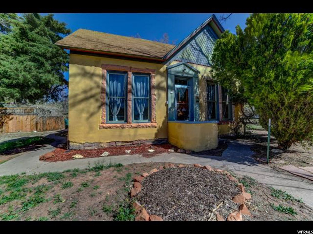 95 E 200 N, Moab, UT 84532