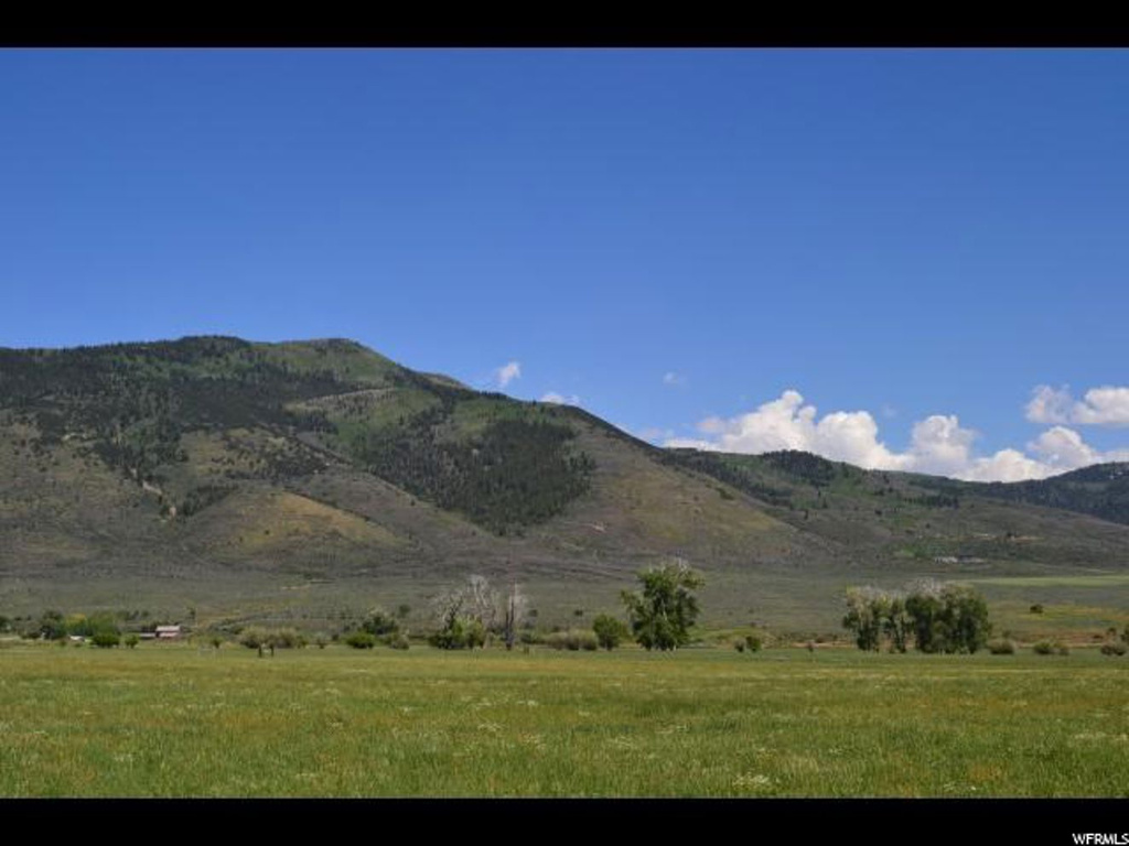 298 E Boulderville Rd N, Oakley, UT 84055