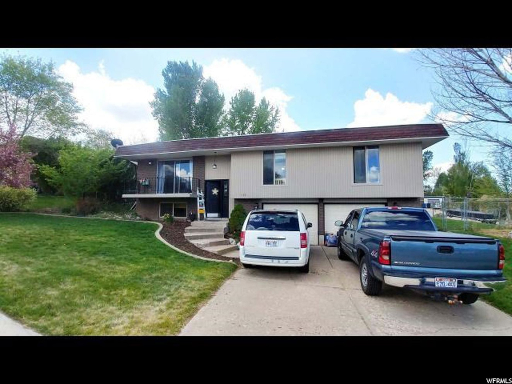 163 E 5250 S, Washington Terrace, UT 84405