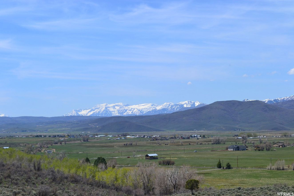 4594 N Sunset Rd E, Oakley, UT 84055