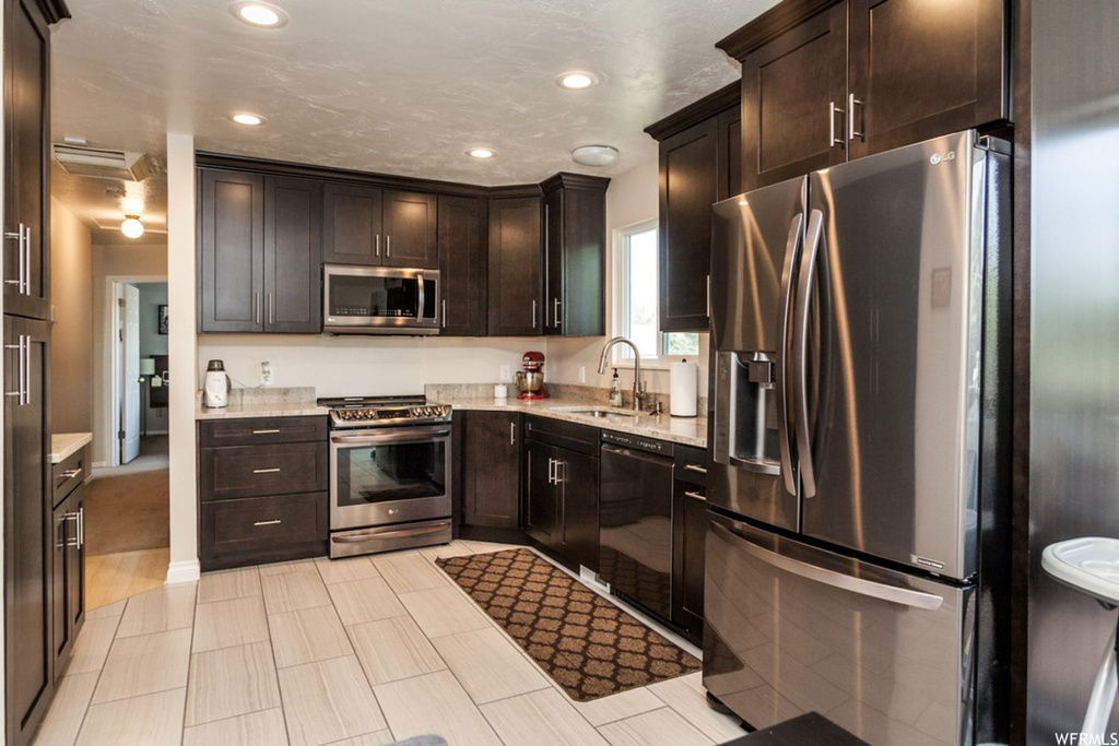 415 E Laurel Dr, Sandy, UT 84070
