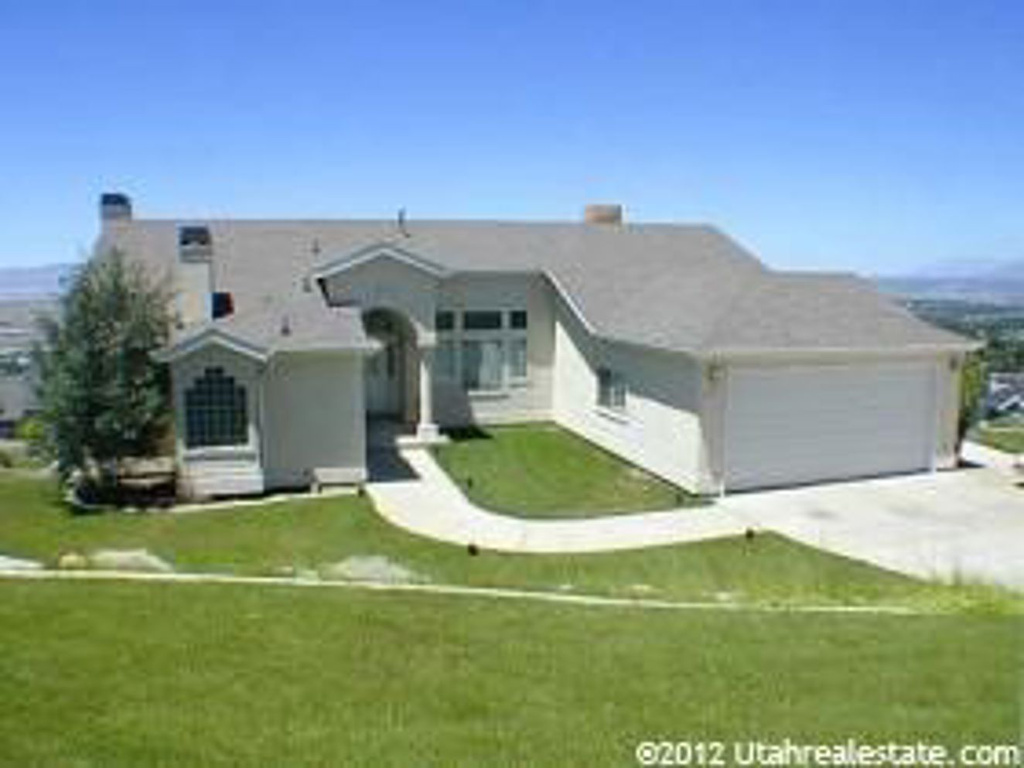 3816 Monarch Dr, Bountiful, UT 84010