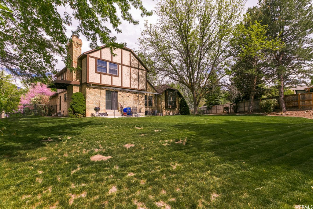 7718 S Riverwood Dr E, Sandy, UT 84093