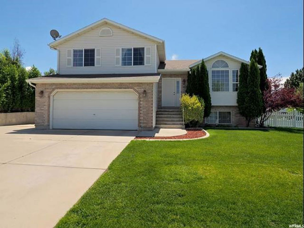 3021 W 4650 S, Roy, UT 84067