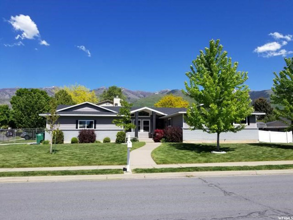 590 N 320 E, Kaysville, UT 84037