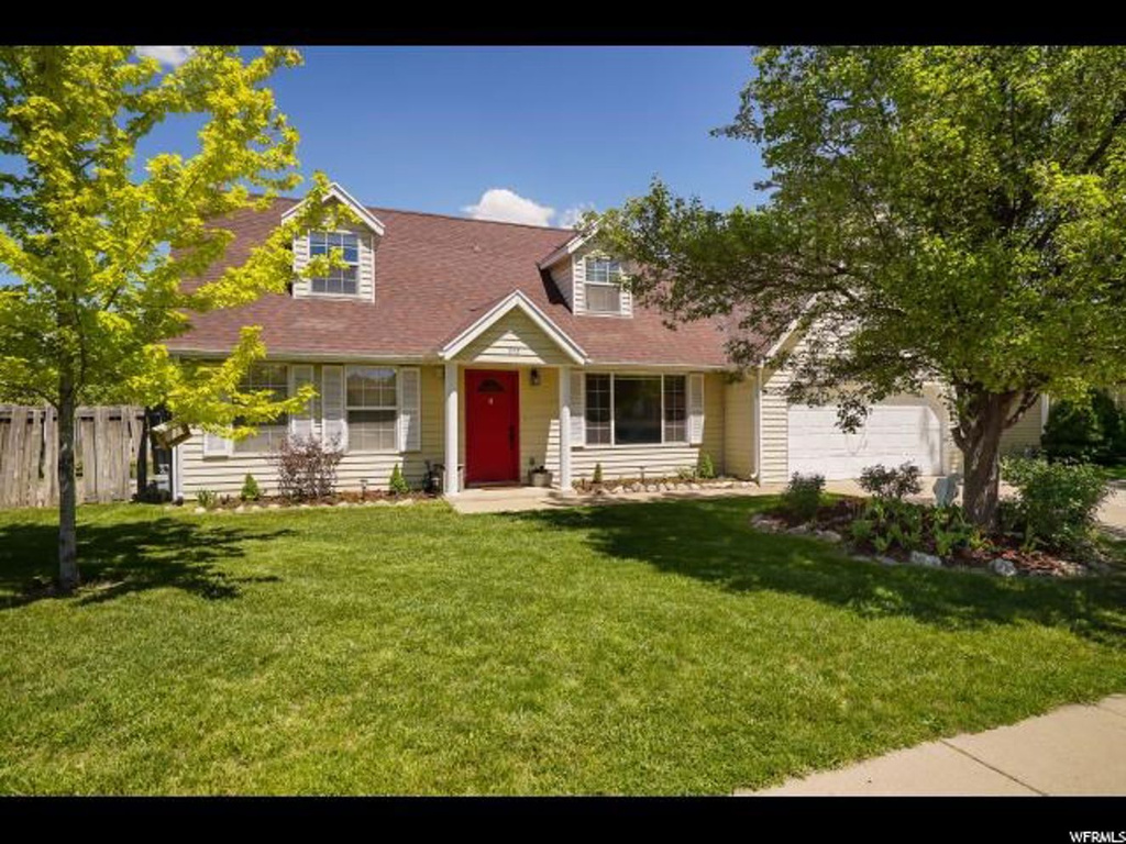 943 S 200 E, Layton, UT 84041