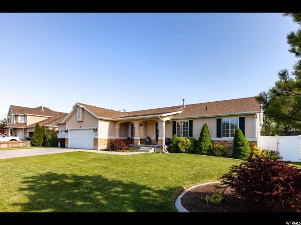 227 W Clay Park Dr, Murray