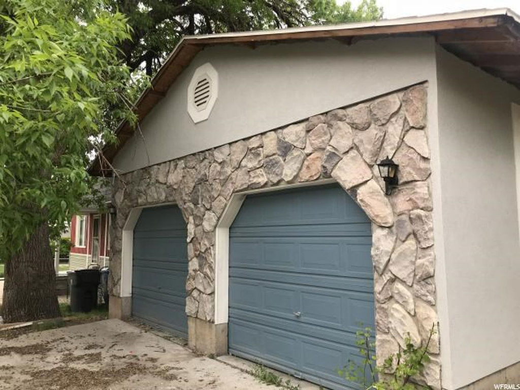 3661 S Orchard Ave E, Ogden, UT 84403