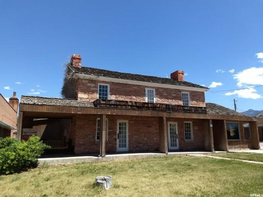 75 S Main St E, Fillmore, UT 84631