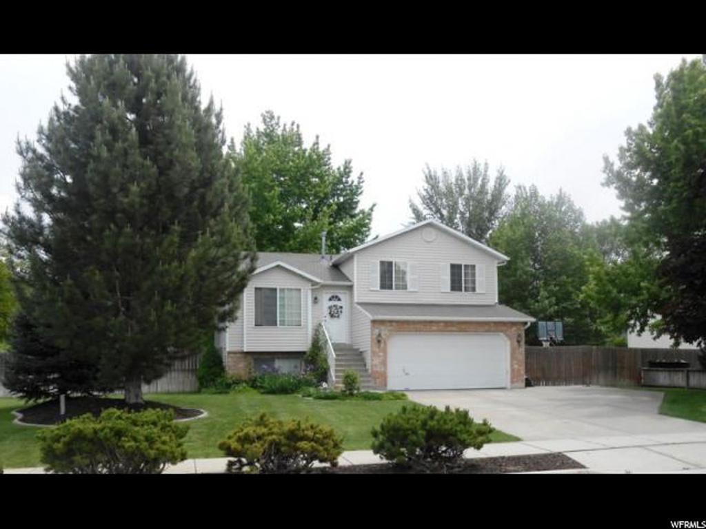 2184 N 2525 W, Clinton, UT 84015