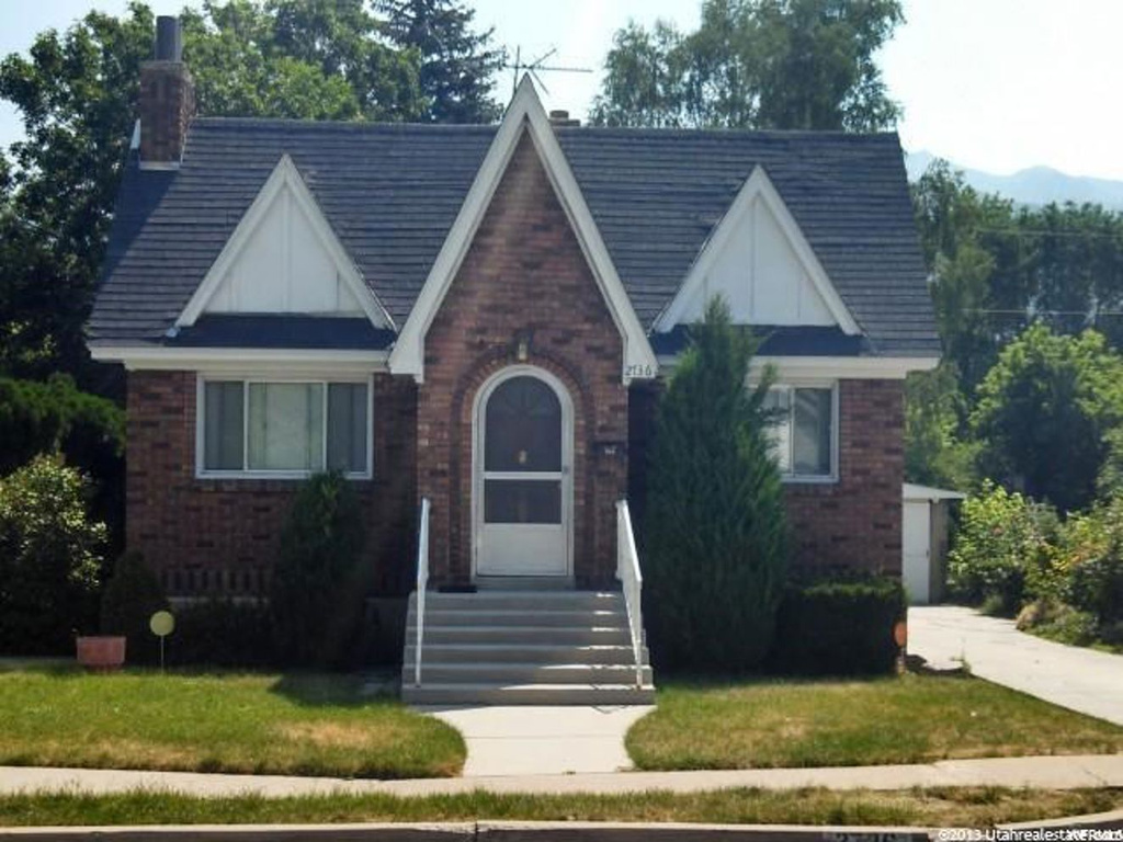 2736 S Liberty Ave E, Ogden, UT 84403
